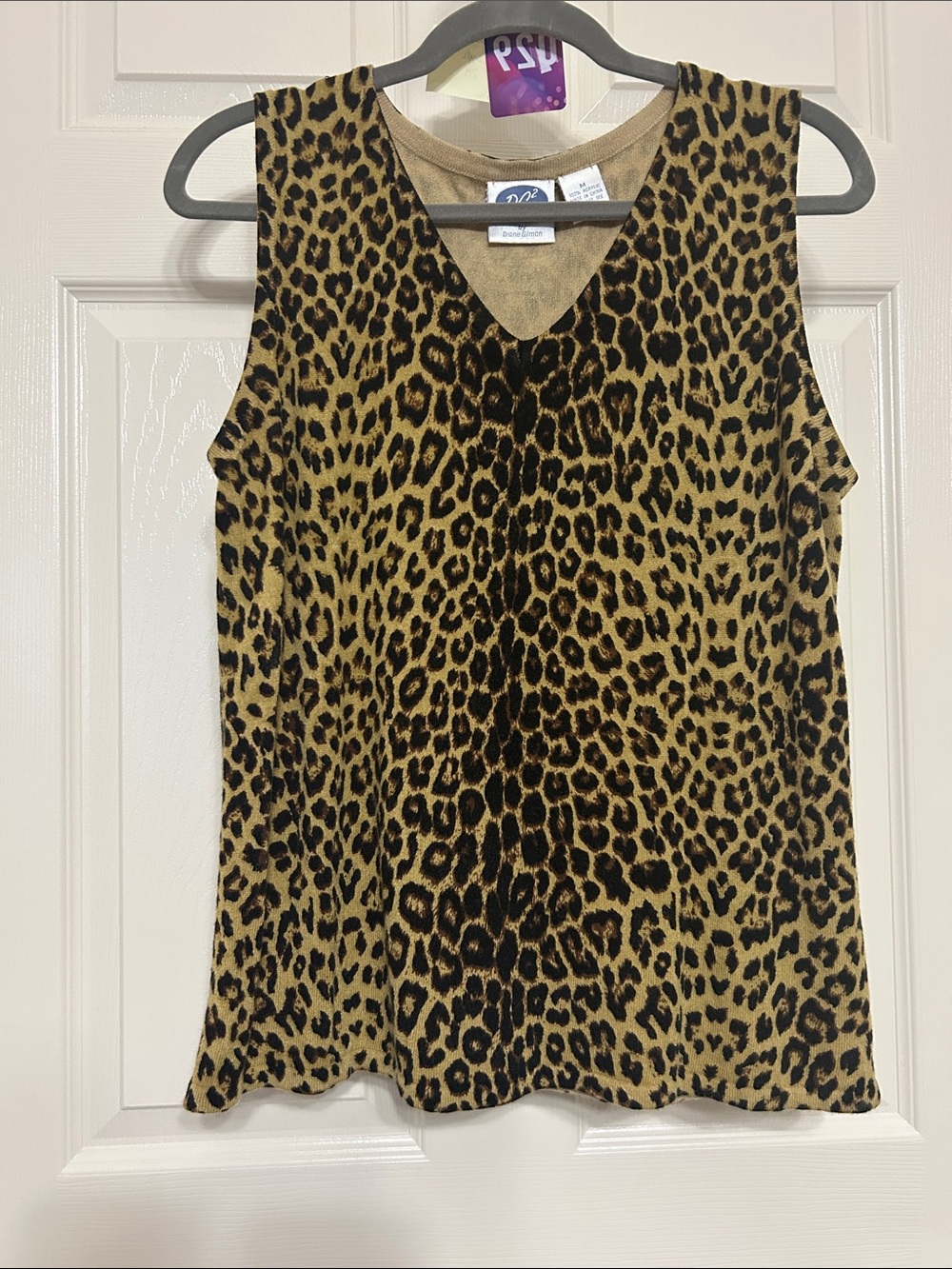 DG2 Leopard Print V-Neck Tank Top Tan and Black Lightweight Sweater Super Soft